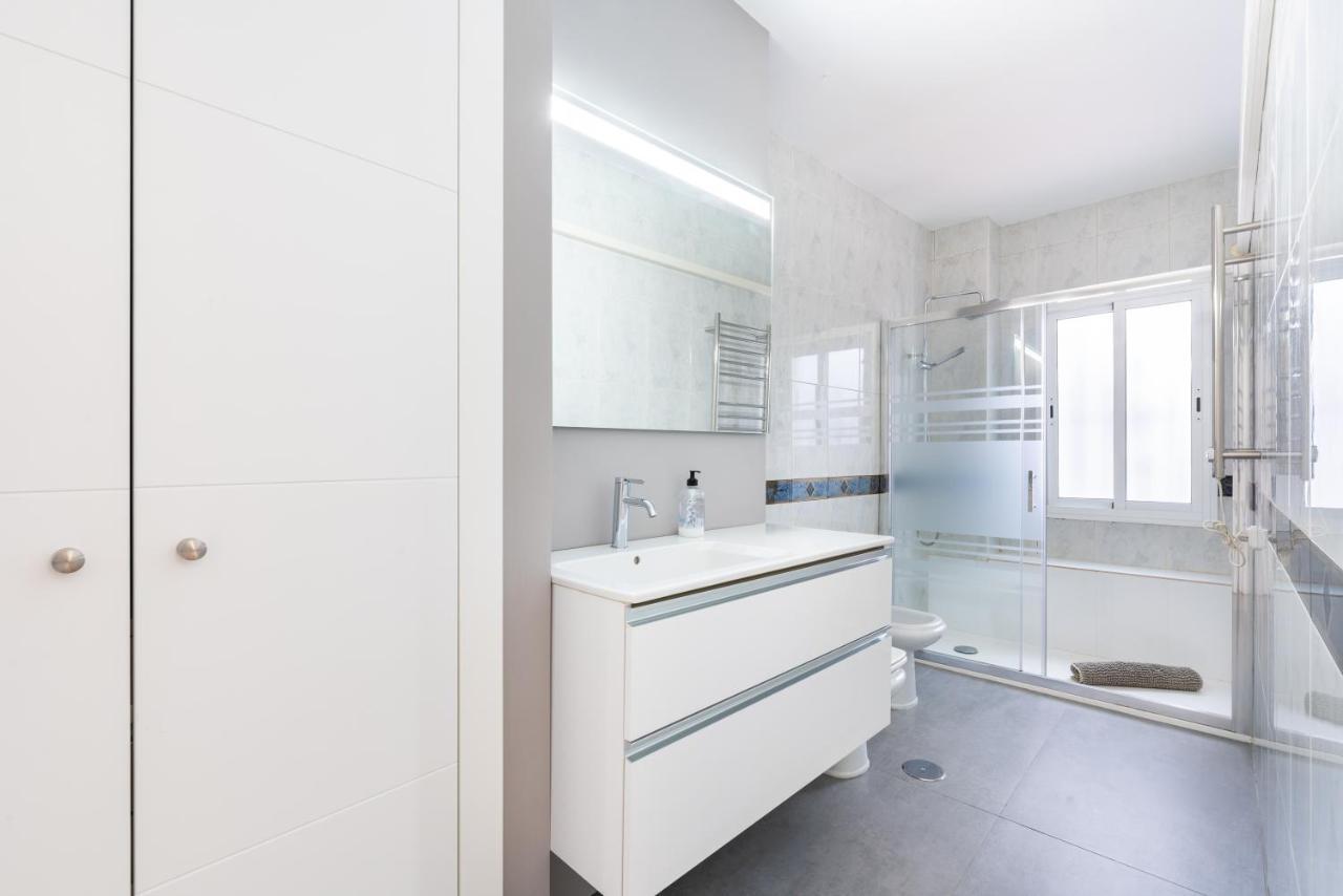 Plaza Del Teatro Apartment Malaga Ngoại thất bức ảnh