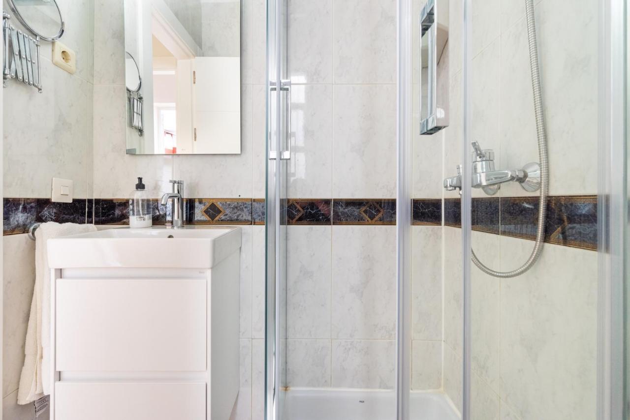 Plaza Del Teatro Apartment Malaga Ngoại thất bức ảnh