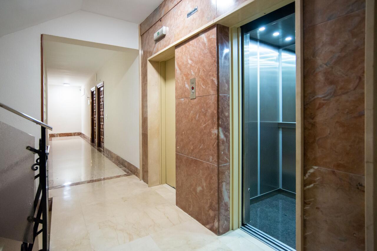 Plaza Del Teatro Apartment Malaga Ngoại thất bức ảnh